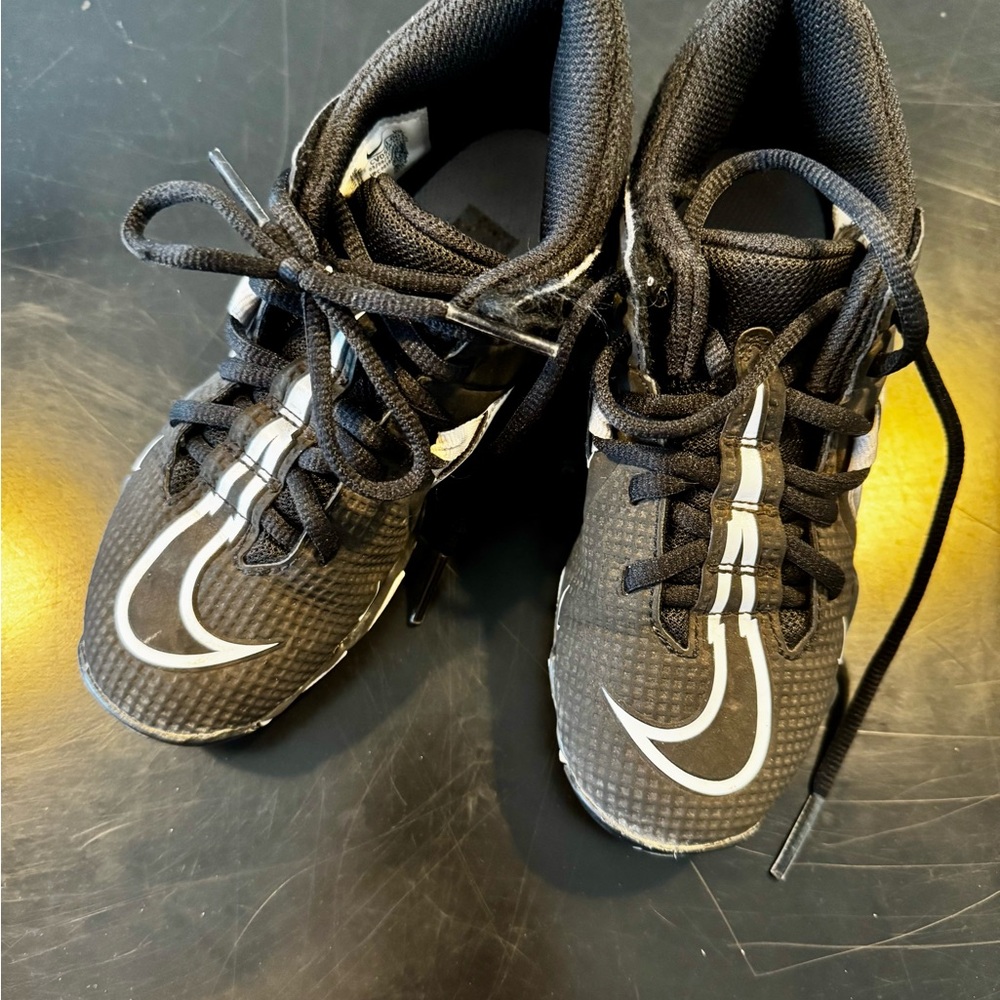 Nike Black Kid Football Cleat sz13